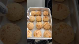 Pão de queijo receita tradicional de Minas Gerais #pãodequeijo #comofazer #receitafácil