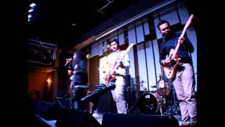 The Fridays - Mother, Take Me To Topshop (Live The Bee, Publika)