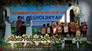 Prosesi Pelepasan Murid TK Assholihiyah