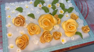 GOLD FLOWERS FONDANT TOPPERS!