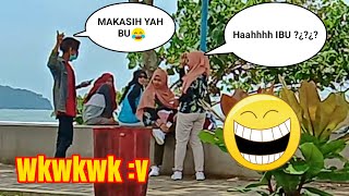 PRANK PANGGIL IBU KE CEWE CEWE REMAJA | HAHAHA