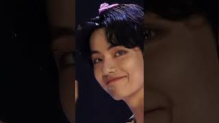 BTS V I love you when you call me Senorita 💜💜💜💜💜🐯