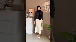 Simpel outfit pake sweater & rok knit