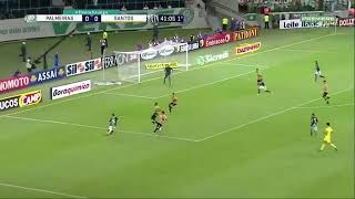 Borja perde gol incrível!