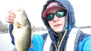 Fishing Lipless Crank baits For Early Spring Bass