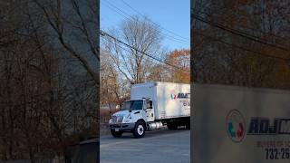 International truck rolls past Piscataway with a very friendly driver (coming in and return)