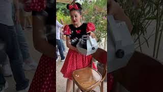 MINNIE MOUSE BUBBLE SHOW