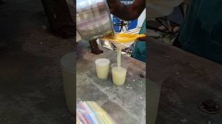 Hardworking Boy Selling Sugarcane Juice || Street Food India #shorts #streetfood #sugarcanejuice