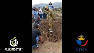 An organic farming masterclass that was held on the HERITAGE DAY in Caledon in partenshi[p with ATKV