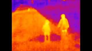 children and the puddle in infrared (thermal)/ Bērni un peļķes infrasrkanaja spektra