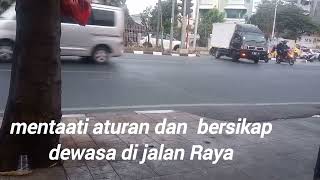 Ternyata Situasi Pertigaan Relasi-kebunjeruk :Saat Pulang kerja seperti ini..?#video