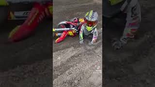 5 year old riding lommel holand 🇧🇪     If at first you dont succeed get back up and try again!