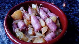 SALCHICHAS AL VINO CON PATATAS | La receta que le gusta a toda la familia!!!