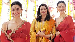 Alia Bhatt Seeks Blessing With Sister Shaheen Bhatt At Kajol's Durga Puja 2024