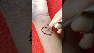 Heart 🥰 Shape Tattoo Mehndi Design #shorts #mehndi #hennatattoo #mehndidesign #tattoo #hearttattoo