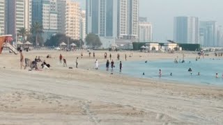 Pasilip sa Magandang Beach sa Dubai