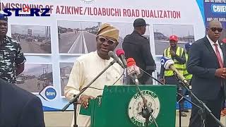 H.E Nyesom Ezenwo Wike commissioning the dualised Azikiwe & Illoabuchi roads in Diobu, Port Harcourt