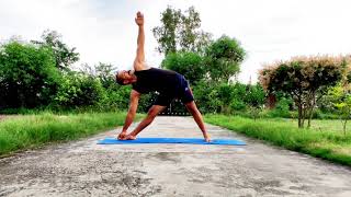 Trikonasana   Extended triangle Pose