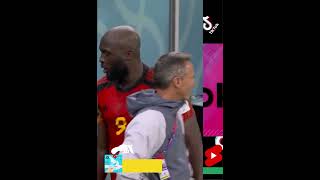 🏆#FIFAWorldCup 🇧🇪 #Lukaku en pleurs consolé par Thierry Henry et se défoule sur... le banc de touche