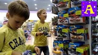 ИДЁМ ВЫБИРАТЬ машинки ХОТ ВИЛС магазин игрушек PLANETTOYS