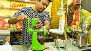 Pomegranate Juice | Fresh and Delicious Street Drinks Pomegranate Juice | Anar ka juice