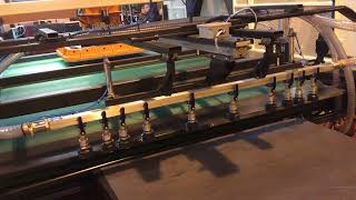 CARGADOR DE PLANCHAS PARA EQUIPOS CON CONVEYOR