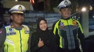 Ngidam Photo Bareng Polisi, Bumil  2 bulan ini Datangi Polres Pasaman Barat