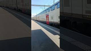 #treno #intercity  Transito dell'Intercity FV-Dosto. Sound on: sembra una macchina di Formula 1