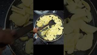 Quick तवा फ्राई आलू की सब्जी रेसिपी | Tawa Fry Masala Sliced Potato Recipe #Shorts