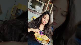 Puri with Mango😋😋#mango #reels #trending #ytshorts #india #subscribe #yt #puri#food#foodlover#foodie