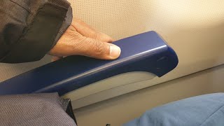 Airbus A320neo Indigo flight 6E 2425, Seat 14A, Left handle of chair came out just like that.