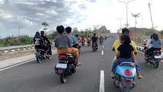 KESERUWAN NYONGKOLAN IRING PENGANTIN DARI BEGUNG SERENANG