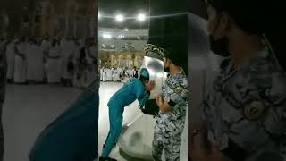 Khana Kaba Ki Cleaning #shorts #short #kaaba #khanakaba #youtubeshorts #makkah #youtubeshorts