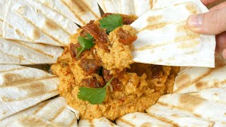 Sundried tomato hummus + god-tier tortilla chips