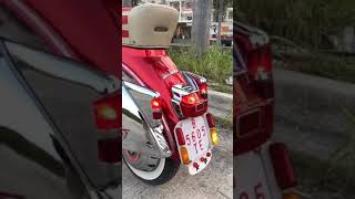 Story WhatsApp Vespa clasic hedon