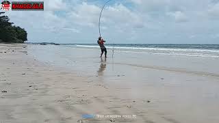 [ Gerakan Solo ] Mancing Di Pesisiran Pantai UMSKAL Labuan #surfcasting #surfcast #santai