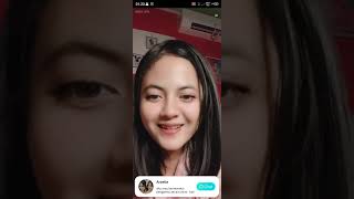 gadis cantik curhat di putusin pacar