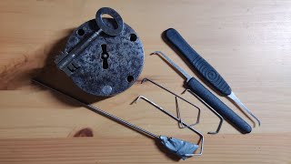 Kromer Protector (Patent-Post-Kassetten-Eingerichte) Picked and Gutted