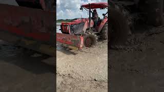 Kubota tractor in operation#machinery #engine #shorts