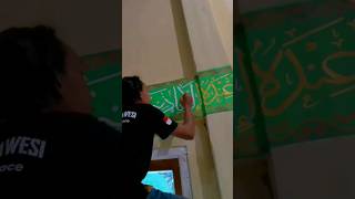 bikin mural kaligrafi dimasjid || melukis ke timur #art #shortvideo #kelilingindonesia #mural #ntt