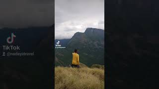 අප්පල පතන #srilanka #appalapathana #knuckles #mountains #fypage #viralvideo #nature #fypシ゚ #shorts