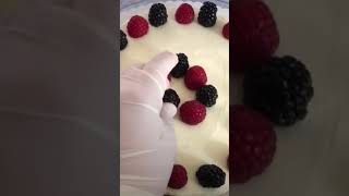 Cheesecake à la mousse au 🍋- عشاق الليمون فينكم مذاق خطير الوصفة موجودة في القناة مرحبا بكم