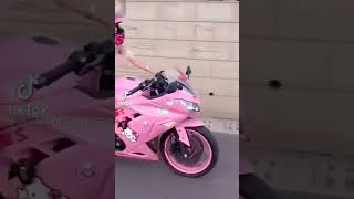 lady biker || Kawasaki Ninja