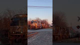 NS 1833 SD70ACC leads NS 23G with a friendly crew through south Plainfield,NJ!