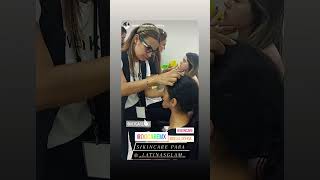 Doctora antienvejecimiento y estética,  preparando la piel con skin Care a las  modelos! Latinasglam