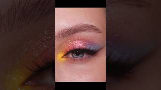 rainbow eyeshadow 🌈😍#eyeshadow #eyemakeup #makeup #rainboweyeshadow#shorts#viral #girl#youtubeshorts