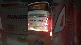 KETEMU BUS SINAR JAYA 34B#bussinarjaya #pondokindah