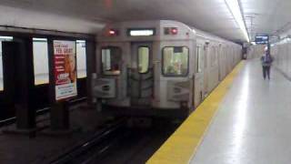 TTC H6 Train Arrival and Departure