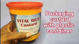 Packaging custard with plastic container