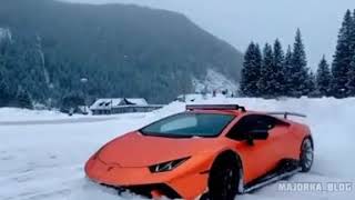 Дрифт ламборгини в снегу/ Lamborghini drift in the snow